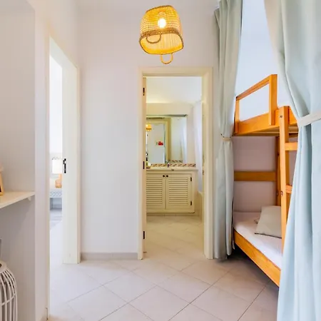 Family Holidays With Pool View Apartment Albufeira