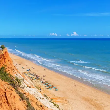 Family Holidays With Pool View *