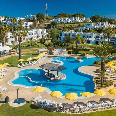 Apartment Family Holidays With Pool View