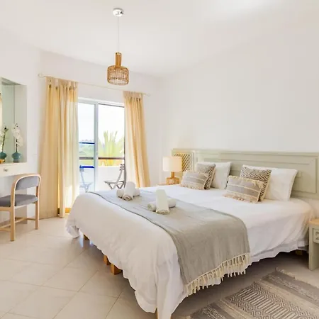 Clube ☀family Holidays With Pool View * Albufeira