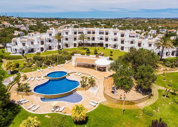Family Holidays With Pool View Apartmán Albufeira