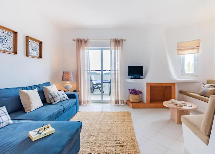 Family Holidays With Pool View Apartmán Albufeira